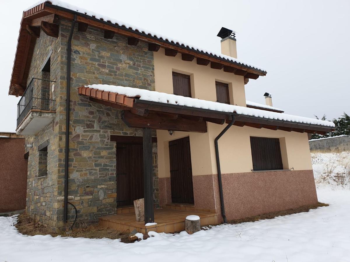 Chalet En El Pirineo De Aragon Neril المظهر الخارجي الصورة