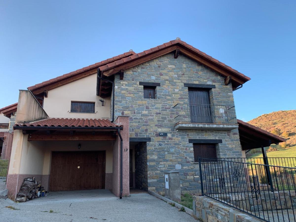 Chalet En El Pirineo De Aragon Neril المظهر الخارجي الصورة