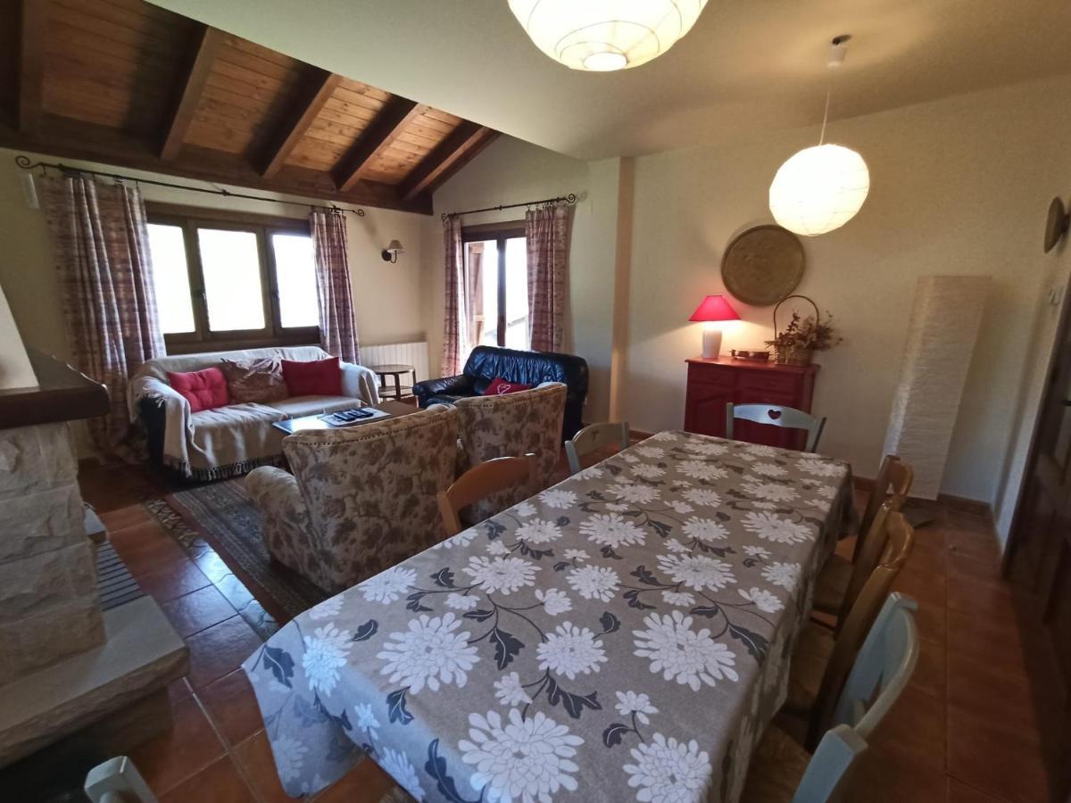 Chalet En El Pirineo De Aragon Neril المظهر الخارجي الصورة